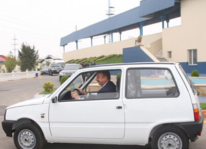 İlham Əliyevin maşınları və sürücülük məharəti
