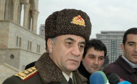 `Ramil Usubovun oğlu əlbəyaxa döyüşlə məşğuldur`
