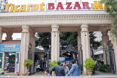 "Təzəz Bazar"da yaşanan qalmaqalda nazirin də adını çəkirlər...