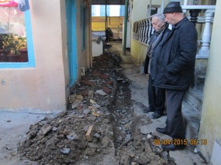 "Təzəz Bazar"da yaşanan qalmaqalda nazirin də adını çəkirlər...