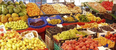 Məşhur "Meyvəli bazarı"nda əhalidən nələri gizlədirlər?