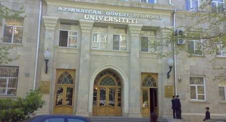 Pedoqoji Universitetdə müəllim üsyanı: 