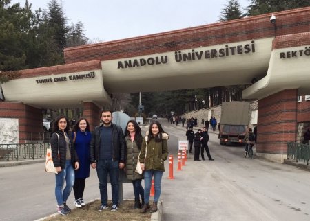 UNEC-in tələbə və müəllimləri beynəlxalq mübadilə proqramlarında