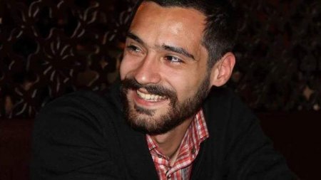 “Quran”ı cırdığını deyən gənc yazar danışdı
