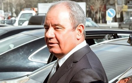 Sabiq nazir Əli Abbasovun yaxın qohumu həbs olundu