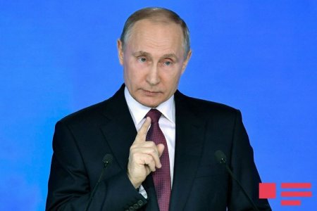 Putin Kemerovda baş verən yanğının səbəbinin səhlənkarlıq olduğunu açıqlayıb