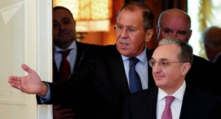 Lavrov erməni həmkarına zəng edib