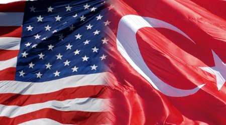 Çavuşoğlu və Pompeo həbsdə olan amerikalı rahib ətrafında məsələni müzakirə edəcəklər