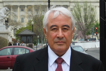 Rəsul Quliyev yenə “qayıdır”