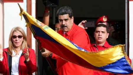 Maduro ABŞ-ı "neft müharibəsi" başlamaq istəməkdə ittiham edib