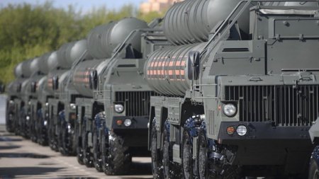 "Türkiyə Rusiyadan S-400-ü qurmaq üçün personalın gəlməsini gözləyir"