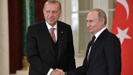 Putin və Ərdoğan Düşənbədə sammitdən əvvəl "ayaqüstü" söhbət ediblər