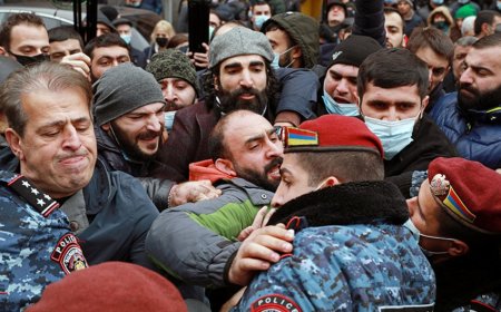 Bu gün İrəvanda Paşinyan əleyhinə növbəti aksiya keçiriləcək