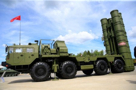 Kremlin ABŞ və NATO-ya tuşladığı S-400: Türkiyə əsas oyunçuya çevrilir