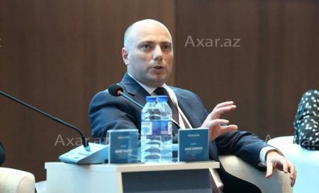 Direktorsuz qalan aktyorlar nazirə müraciət etdilər