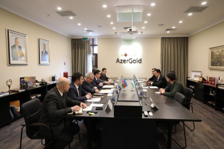 Özbəkistanın nümayəndə heyəti “AzerGold”un qonağı olub