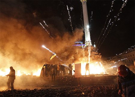 “Berkut” xüsusi təyinatlı polis dəstəsi yenidən «Maydan»a hücuma keçib