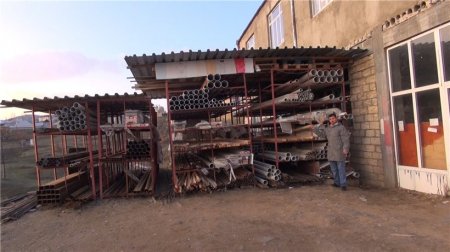 Gədəbəyin icra başçısı “Müsibəti-Fəxrəddin”i yenidən “yazır”