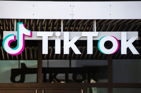 “Elə qadınları “Tik Tok”da blok edin”