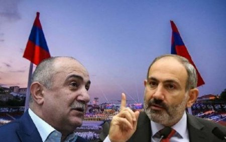 Xankəndindan qaçan Samvel Babayan İrəvanda ikili oyunlara başladı... 