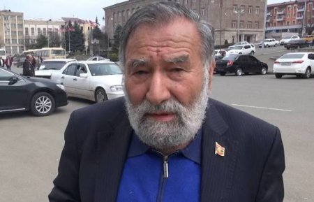 Zori Balayan ölüm yatağında 