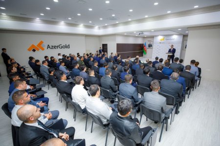 “AzerGold” QSC-də Zəfər Günü münasibətilə görüş keçirilib