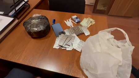 4 kiloqram heroin və metamfetamin aşkar olunub