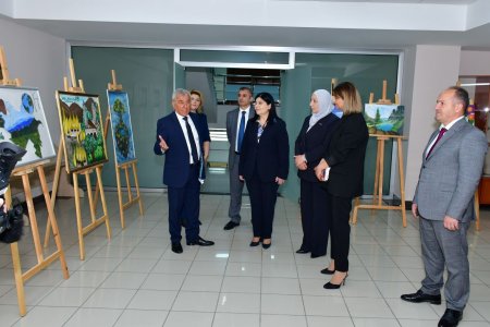 Abşeron rayonunda “COP29: G ncl rin iqlim d yişikliyi h r katına çağırışı” adlı simpozium keçirilib