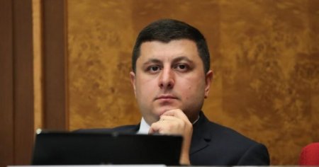  "Paşinyan ictimaiyyəti yeni güzəştlərə hazırlayır"