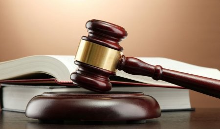 Məşhur dondurma şirkətindəki 6 milyonluq yeyintinin araşdırılması tələb olundu 