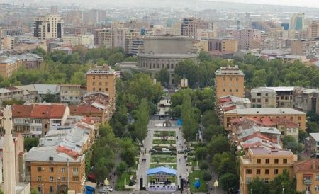 Paris İrəvana vəd verdi: Sizi Rusiyadan qoruyacağıq!