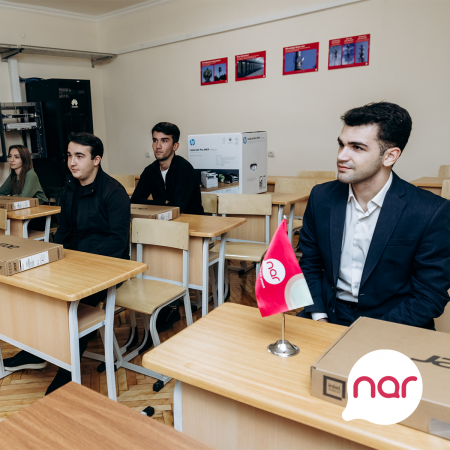 “Nar” Gəncədə tələbələr üçün mobil rabitə laboratoriyası təsis etdi