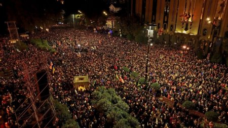 İvanişvilinin “Gürcü Arzusu” seçim qarşısında: ya danışıqlar, ya zorakılıq