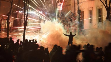 Tiflisi qarışdıran mesaj: “Etirazlar hökumətin istefası ilə bitsə...”