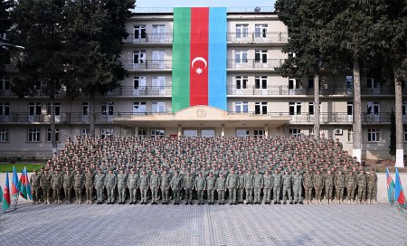 “Ehtiyat zabit hazırlığı kursu”nun buraxılış mərasimi keçirilib 