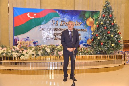 Qaradağ rayonunda şəhid, qazi və aztəminatlı ailələrin övladları üçün Yeni il şənliyi təşkil olunub