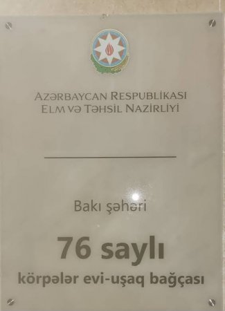 Uşaq bağçasının həyətində RESTORAN AÇIBLAR...