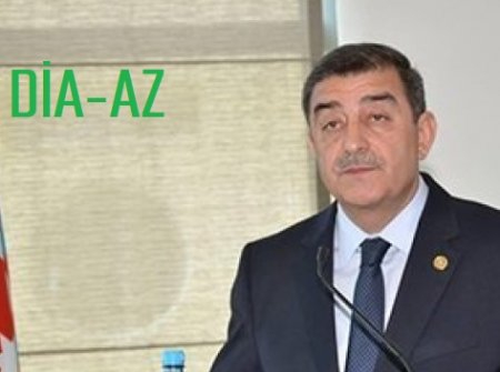 `ŞİRVANŞAH` da oturub öz xanədanında... xımır-xımır yeyir...