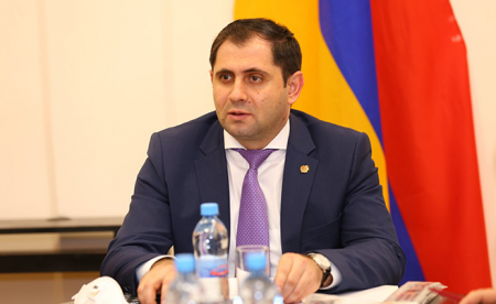 Silah alınır, istehkamlar tikilir, ordu güclənir 