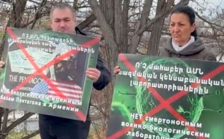 İrəvanda ABŞ səfirliyi qarşısında etiraz aksiyası keçirilib