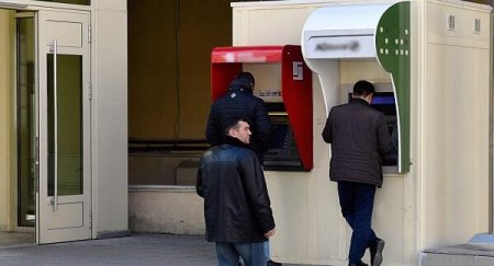 Prezidentin təyin etdiyi vaxt bitdi: Müavinət və təqaüdlər artırılır
