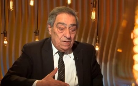 “Çox ziyanlıdır, nə görmüsüz o dadsız və zəhərli meyvələrdə?”