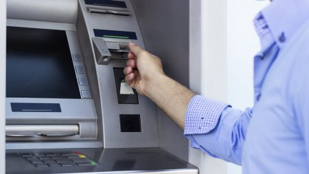 Bir çox müəssisələrdə DƏYİŞİKLİK OLACAQ: İşçilər maaşlarını...
