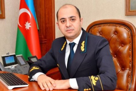 SƏDR DƏYİŞDİ, ANCAQ YEYİNTİ DAVAM EDİR 