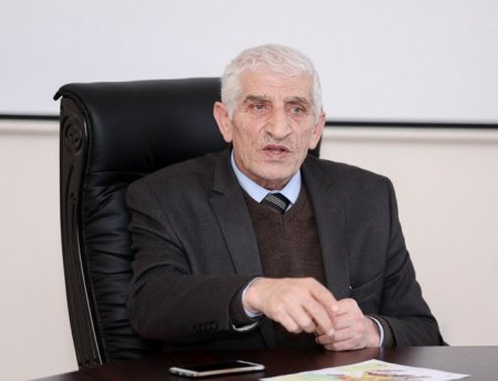 “Ayda və digər planetlərdə torpaq alınması fərdi şəxslərə aid məsələ deyil”