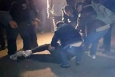 “Oğlumu öldürüb, ərimi bıçaqlayıblar, indi bizə təzyiq edirlər” “Oğlumu öldürüb, ərimi bıçaqlayıblar, indi bizə təzyiq edirlər”
