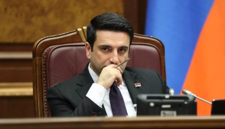 İrəvanda siyasi intriqa qızışır İrəvanda siyasi intriqa qızışır