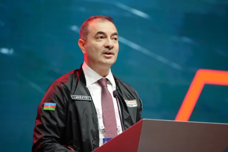Generalı nazir əvəzlədi