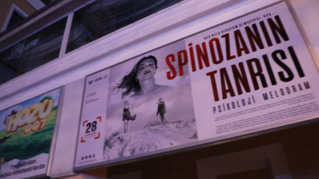 Yayımı dayandırılacaq filmin rejissoru: “İçimdə şübhə yaranır ki...” Yayımı dayandırılacaq filmin rejissoru: “İçimdə şübhə yaranır ki...”