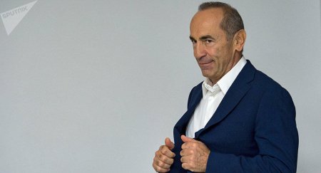 Erməni parlamentində dava: Köçəryanın atası azərbaycanlıdır!